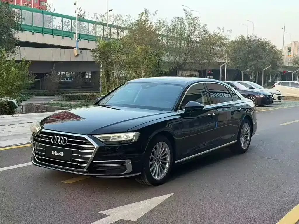 Audi A8 2021 из CN, фото 1