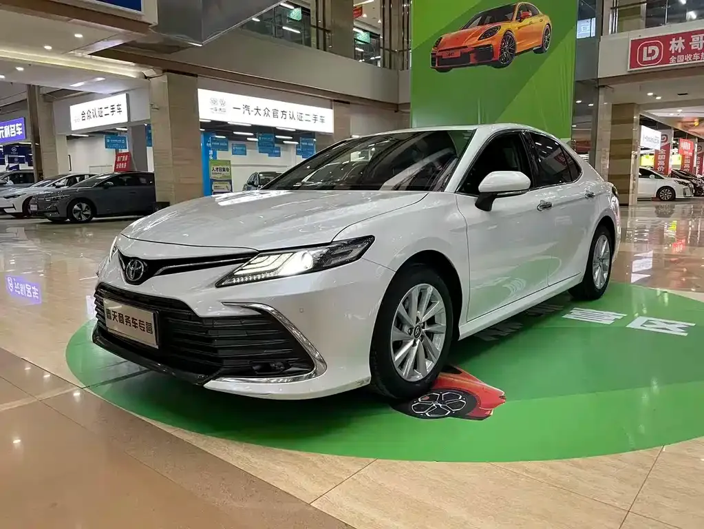 Toyota Camry 2021 из CN, фото 1