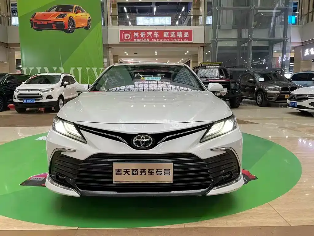 Toyota Camry 2021 из CN, фото 2