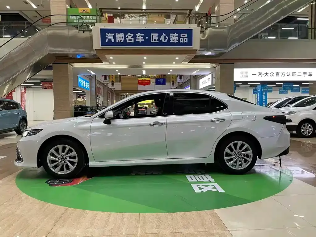 Toyota Camry 2021 из CN, фото 4