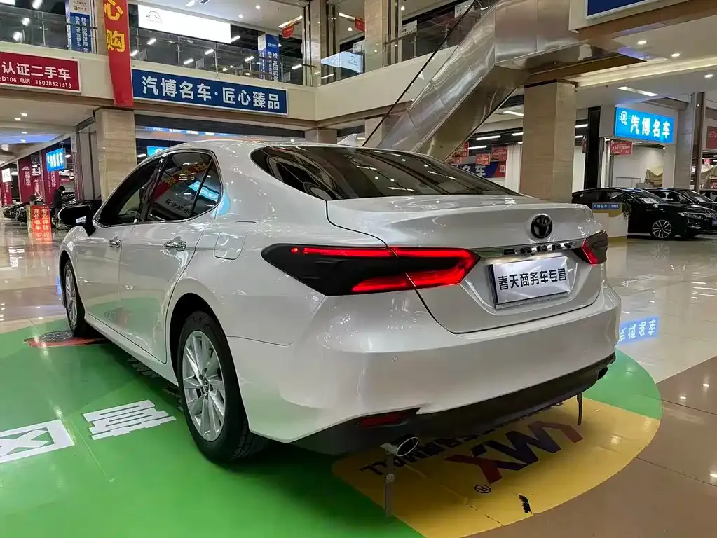 Toyota Camry 2021 из CN, фото 5
