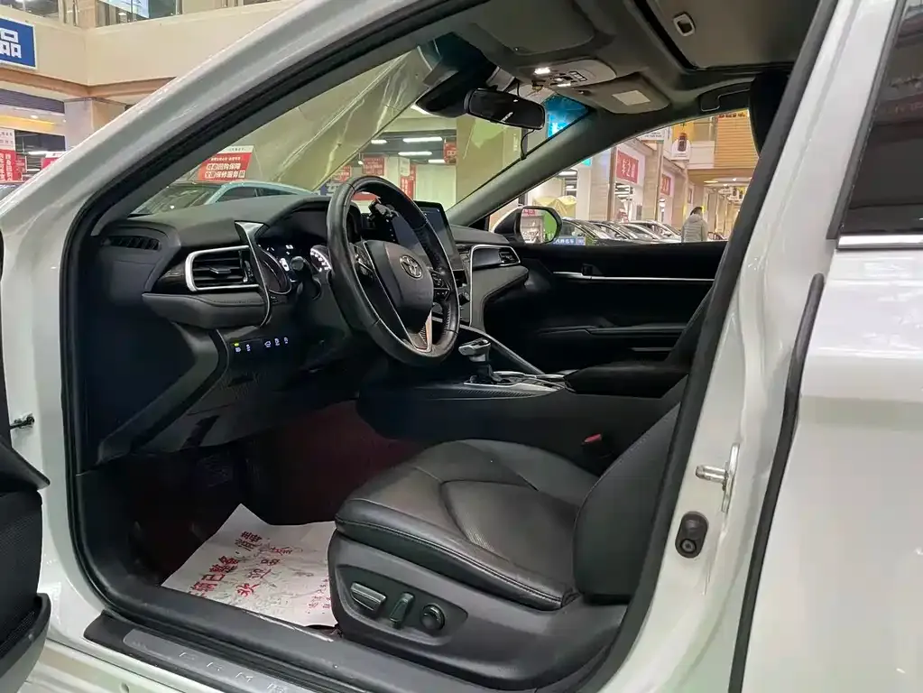 Toyota Camry 2021 из CN, фото 8