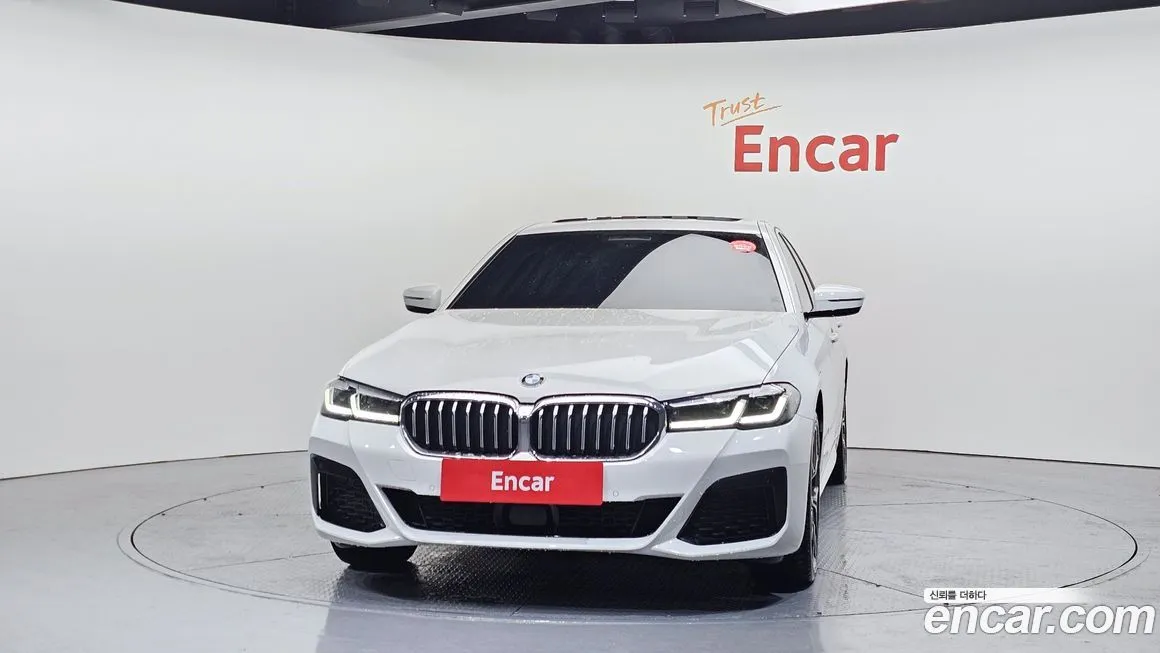 BMW 5-Series 2021 из KR, фото 2