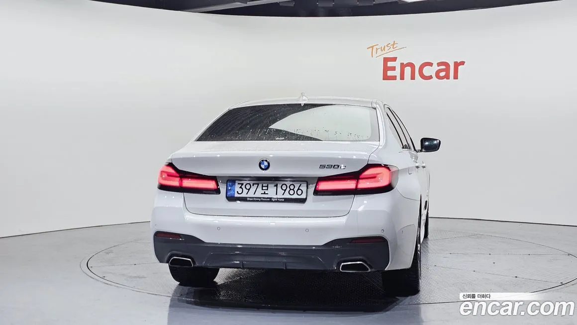 BMW 5-Series 2021 из KR, фото 3