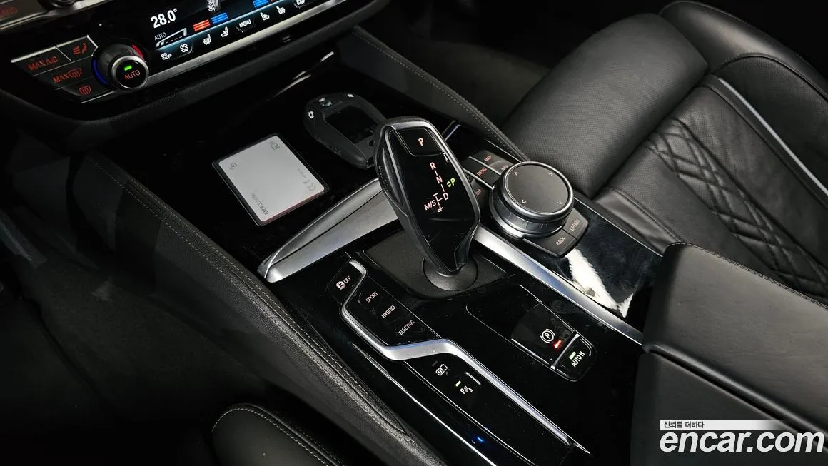 BMW 5-Series 2021 из KR, фото 9