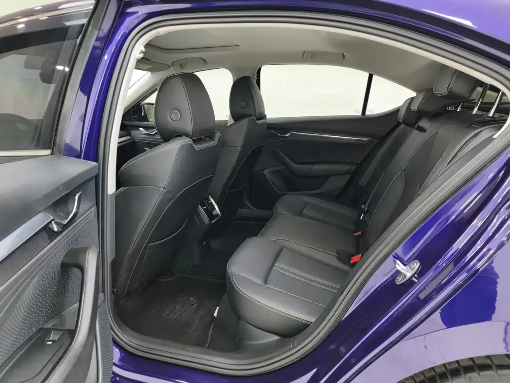 Skoda Octavia 2021 из CN, фото 4