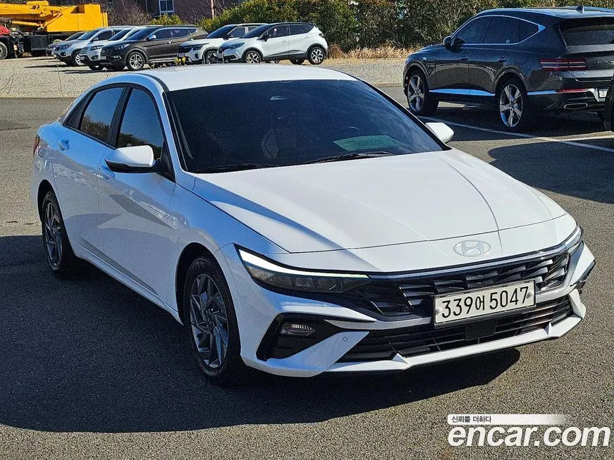 Hyundai AVANTE — фото 2