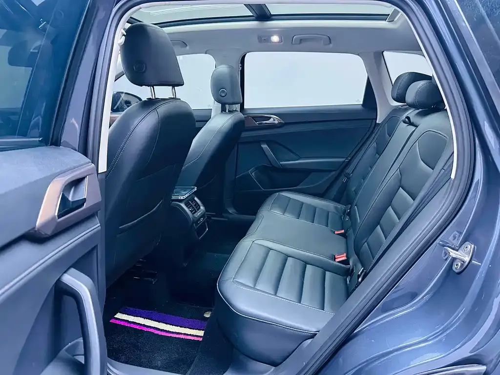 Volkswagen Tharu 2022 из CN, фото 6