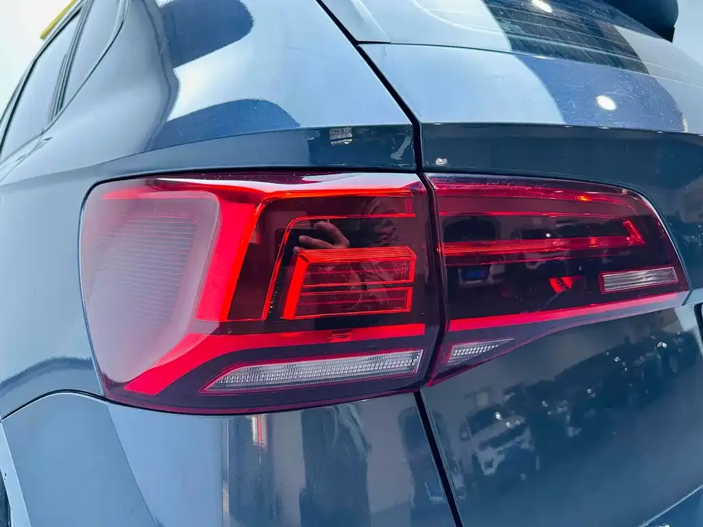 Volkswagen Tharu 2022 из CN, фото 8