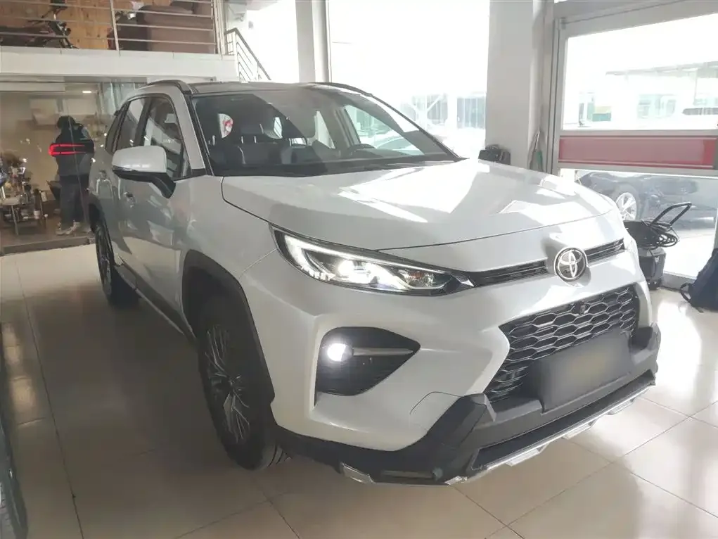 Toyota Wildlander 2023 из CN, фото 10