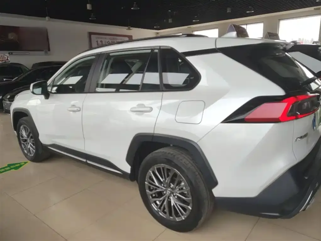 Toyota Wildlander 2023 из CN, фото 9