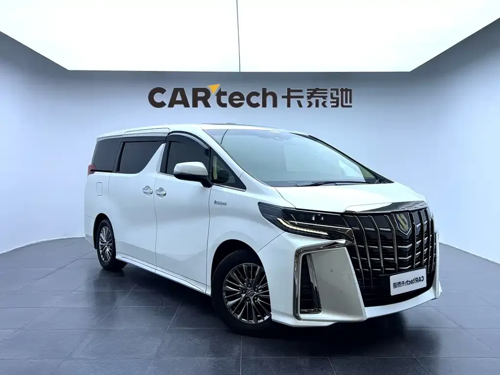 Toyota Alphard 2023 из CN, фото 9