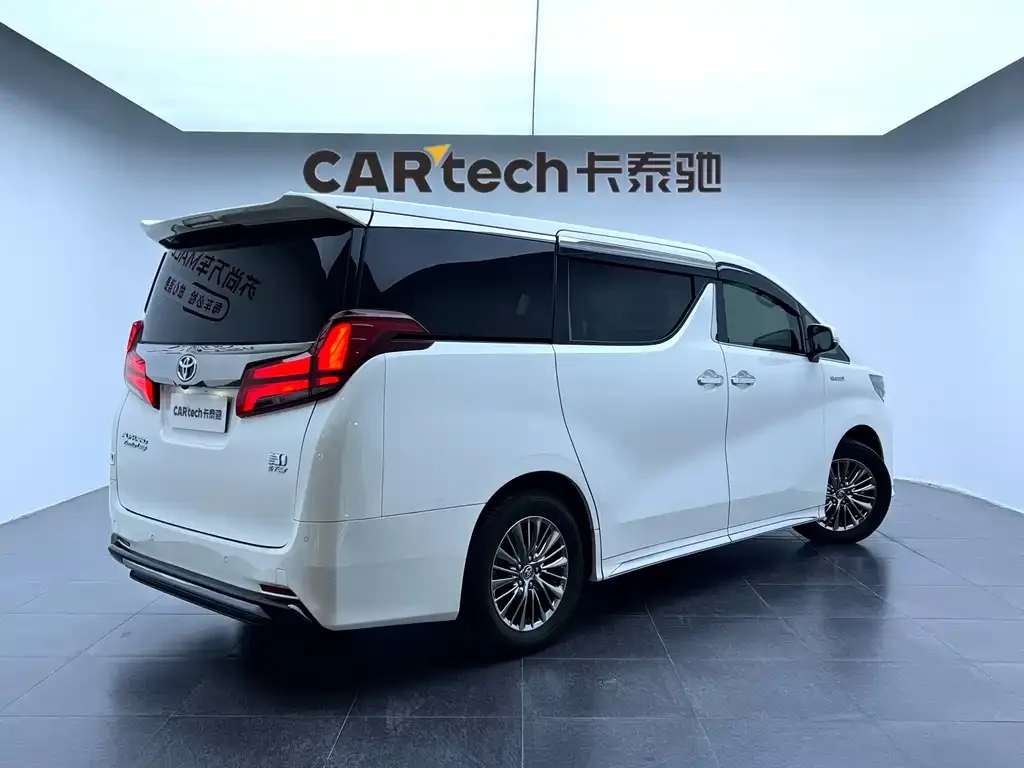 Toyota Alphard 2023 из CN, фото 6