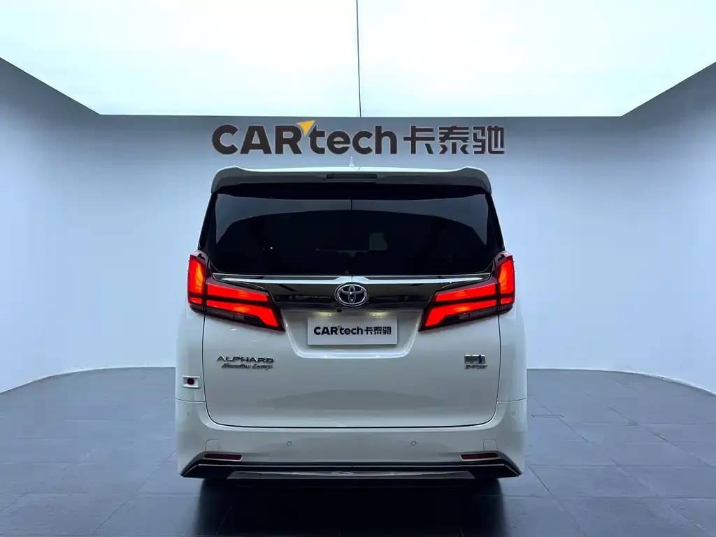 Toyota Alphard 2023 из CN, фото 10