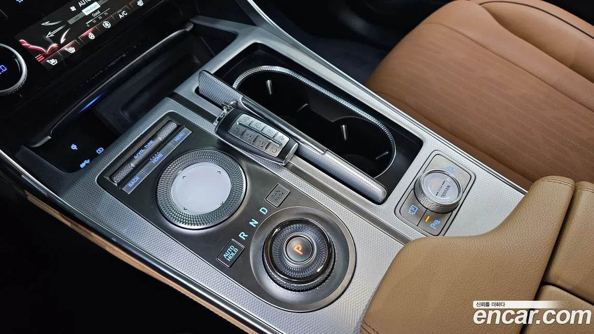 Genesis GV80 — фото 10