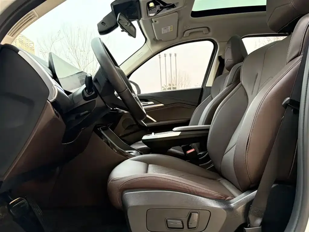 BMW X1 2024 из CN, фото 8