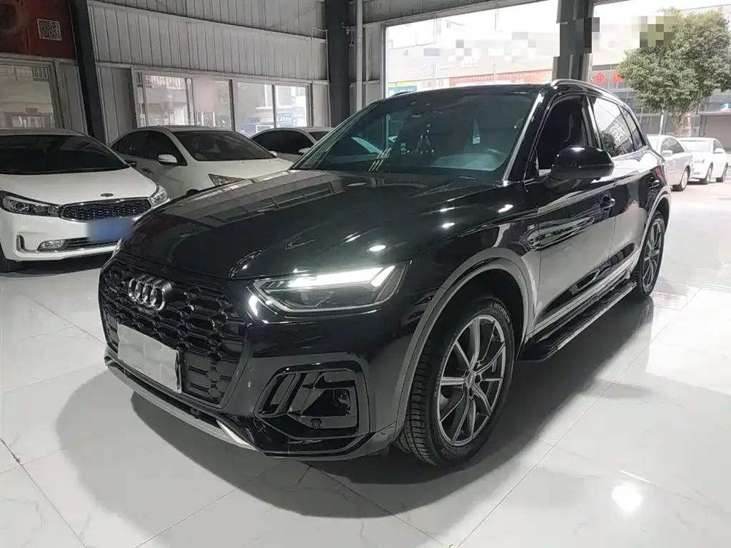Audi Q5L 2023 из CN, фото 1