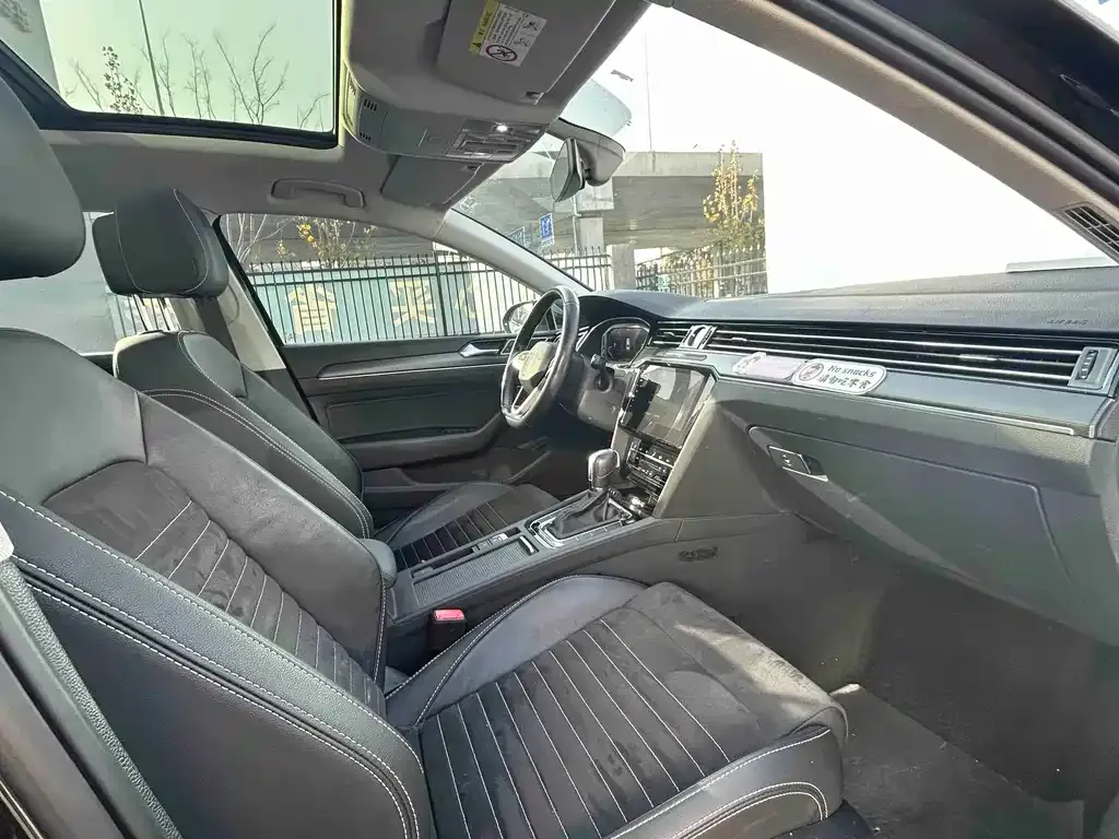 Volkswagen Magotan 2022 из CN, фото 4