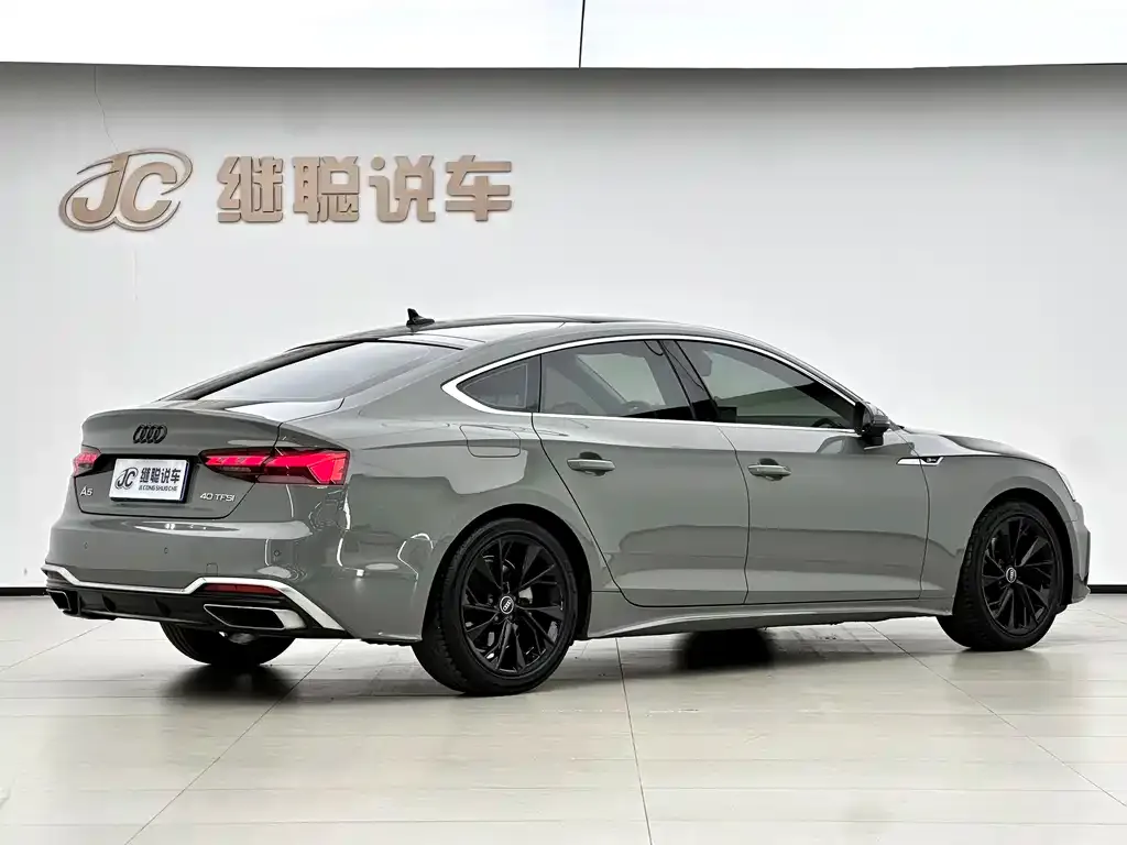 Audi A5 (Import) — фото 9