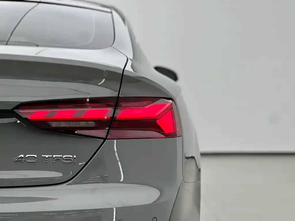 Audi A5 (Import) — фото 2