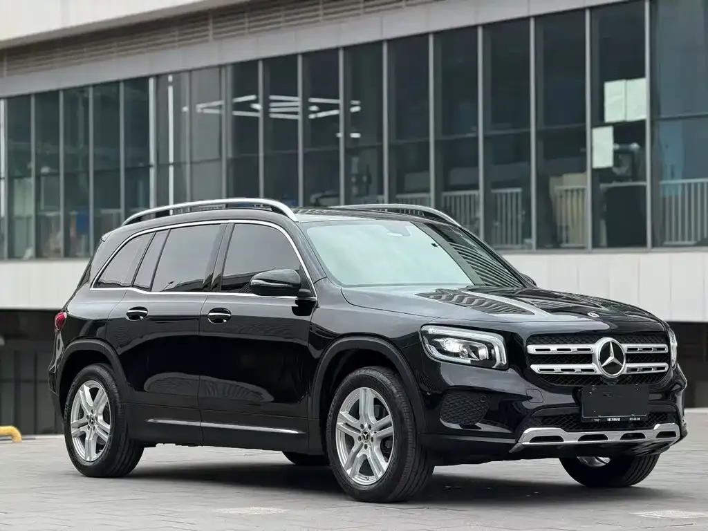 Mercedes-Benz GLB — фото 6