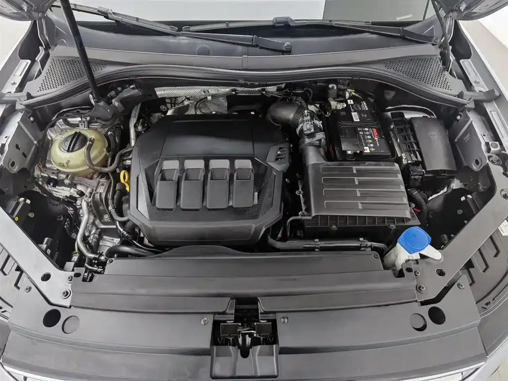 Volkswagen Tiguan L 2021 из CN, фото 6