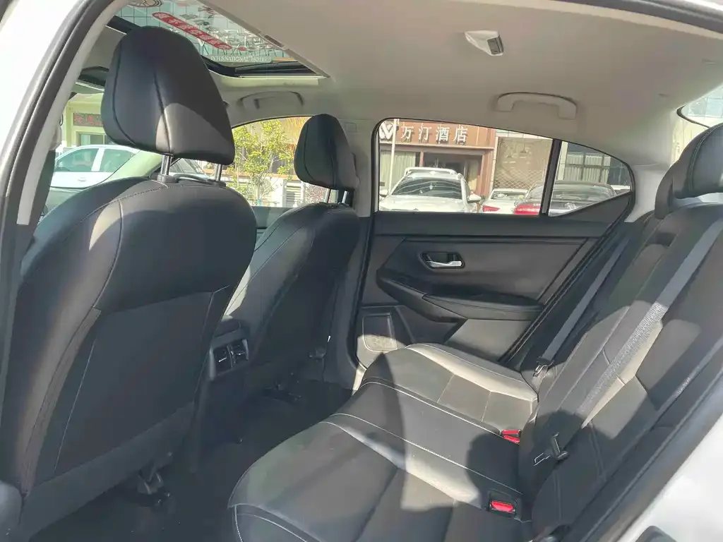 Nissan Sylphy 2022 из CN, фото 7