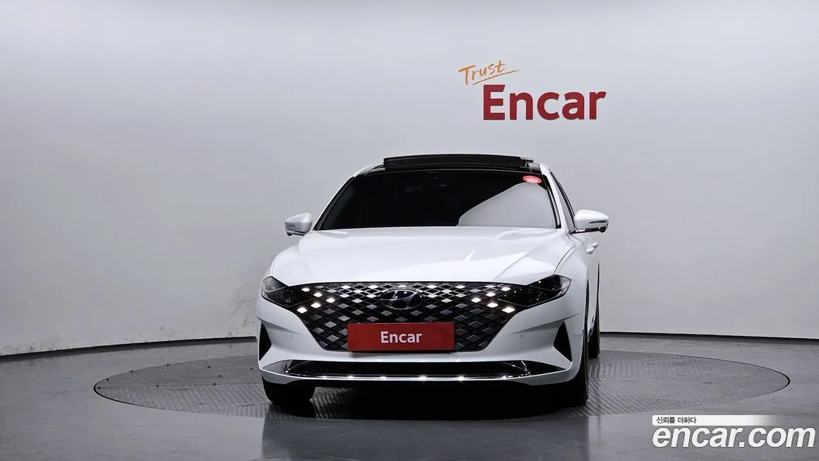 Hyundai Grandeur 2022 из KR, фото 3