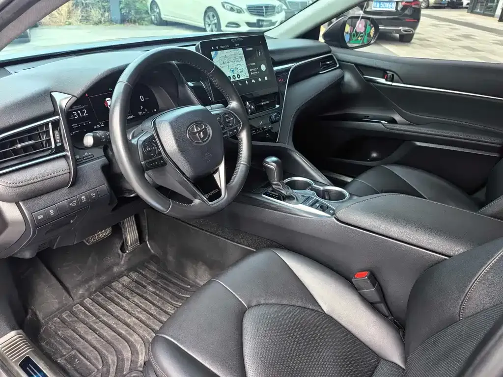 Toyota Camry 2023 из CN, фото 7