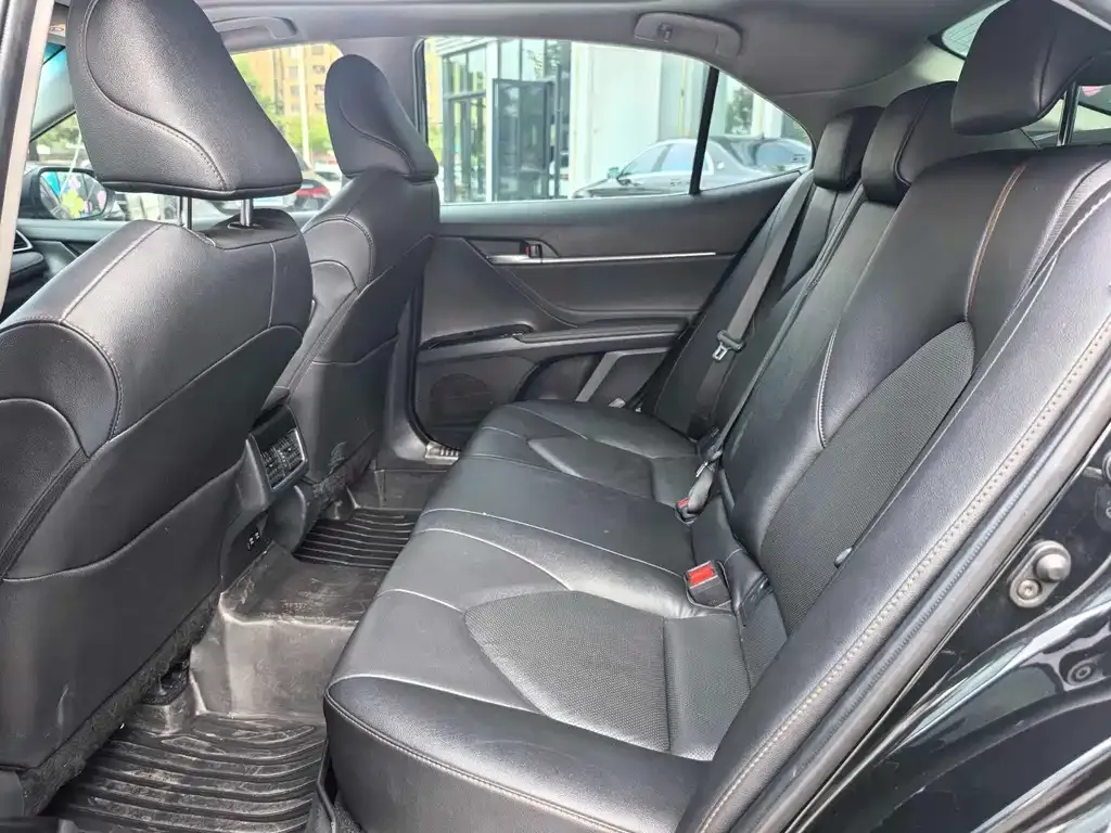 Toyota Camry 2023 из CN, фото 8