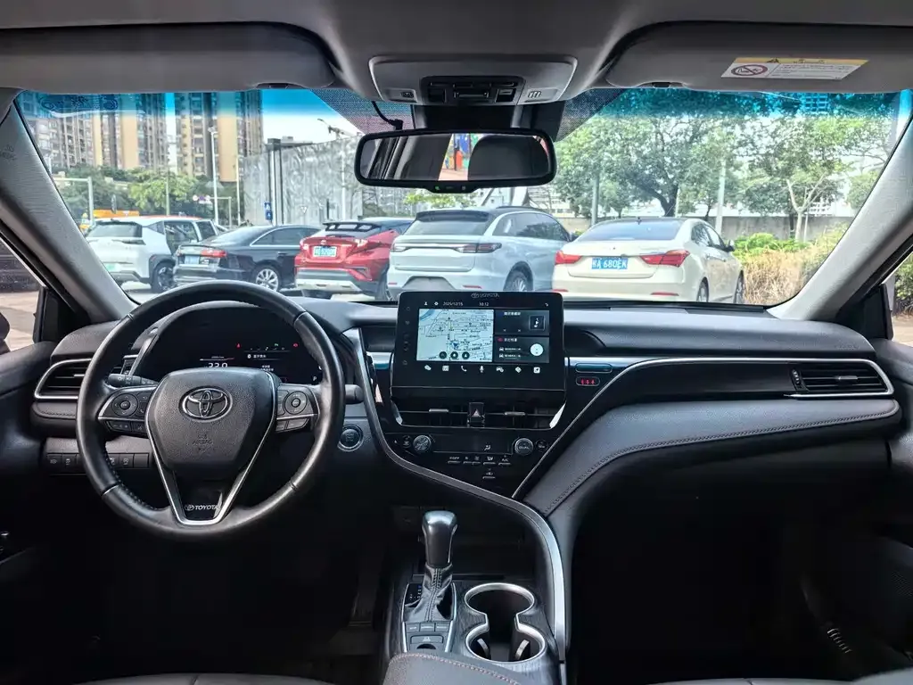 Toyota Camry 2023 из CN, фото 9