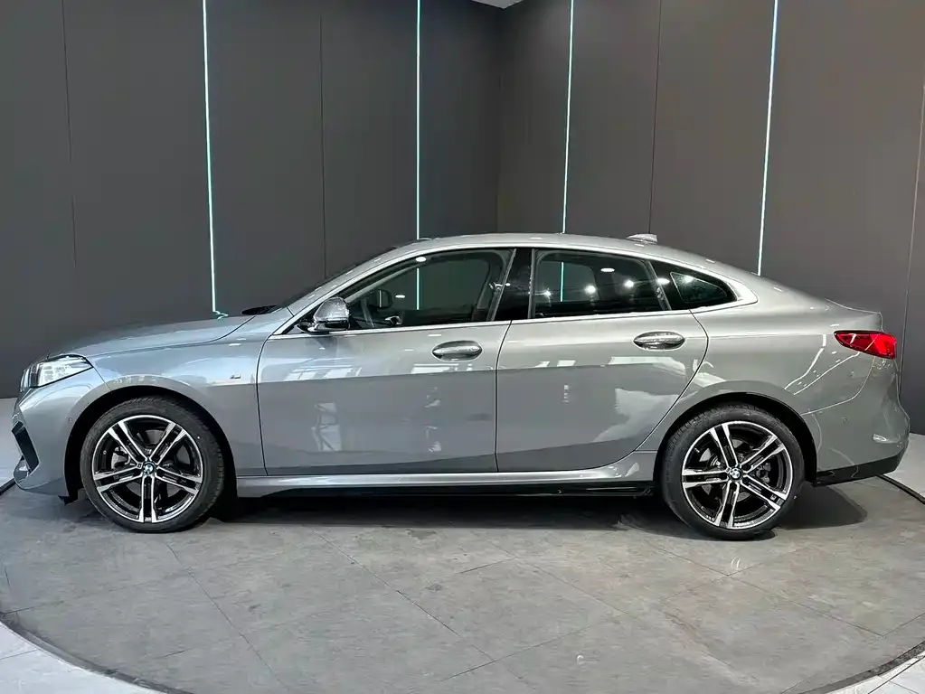 BMW 2 Series (Import) 2024 из CN, фото 2