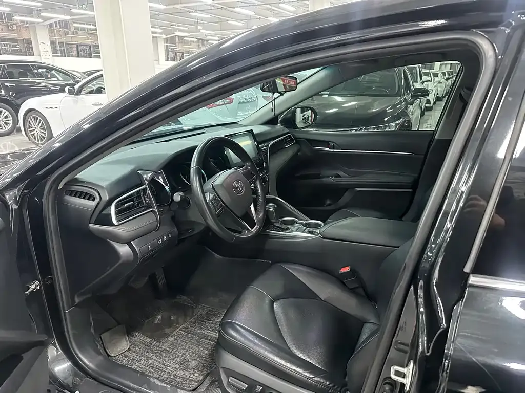 Toyota Camry 2024 из CN, фото 4