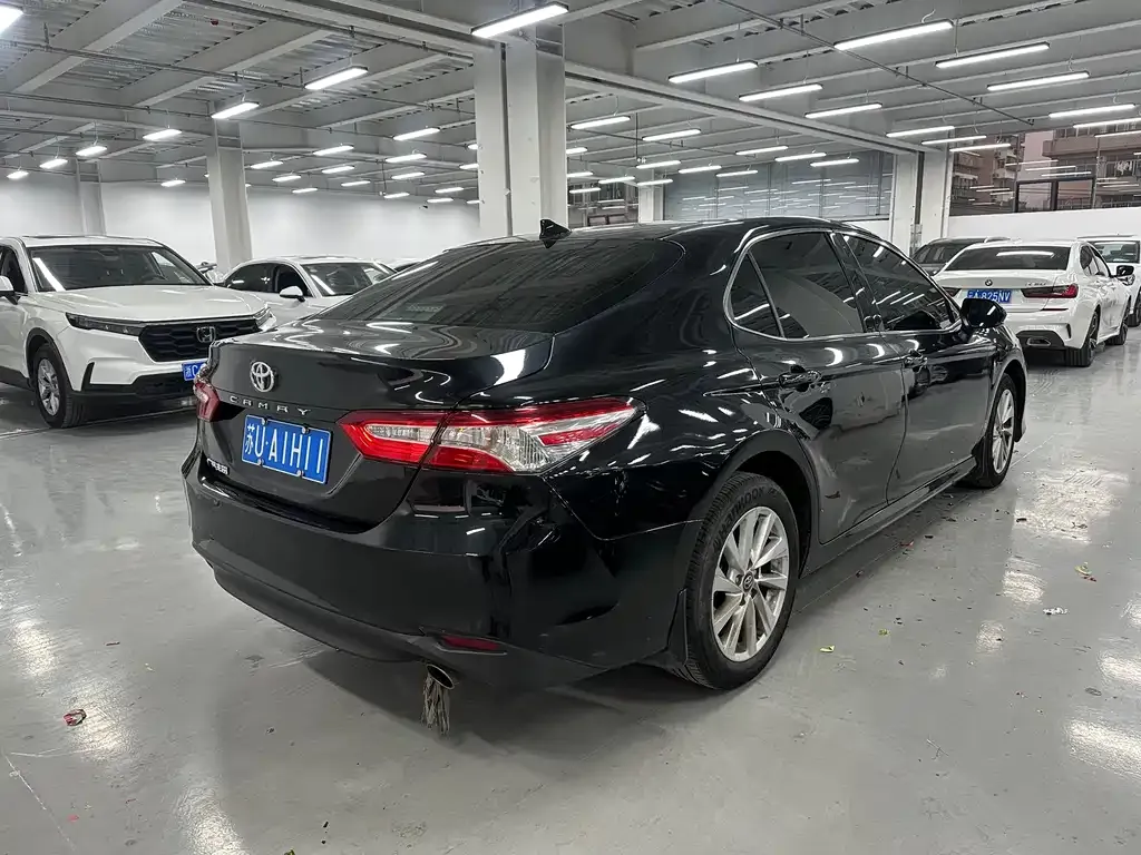 Toyota Camry 2024 из CN, фото 9