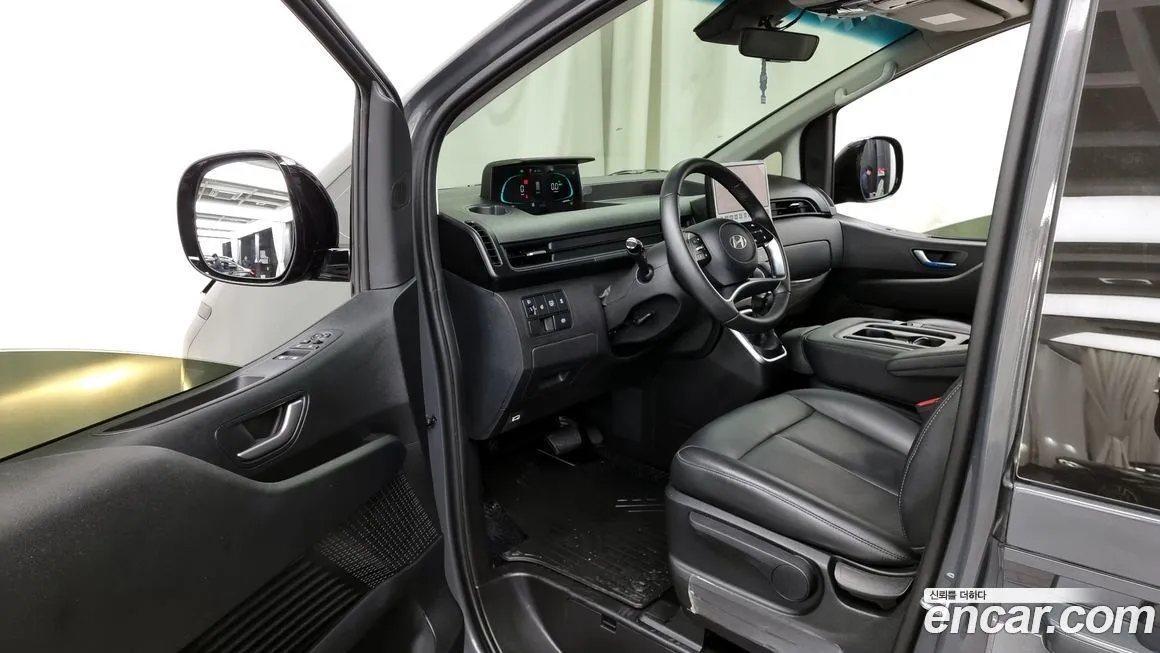 Hyundai Staria 2025 из KR, фото 5