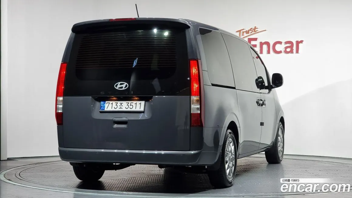 Hyundai Staria 2025 из KR, фото 3