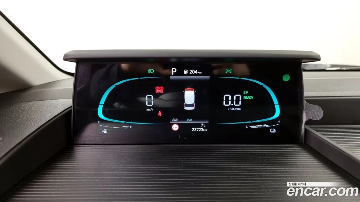 Hyundai Staria 2025 из KR, фото 4