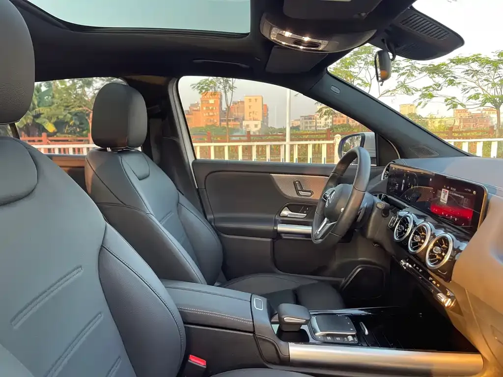 Mercedes-Benz GLA 2024 из CN, фото 4
