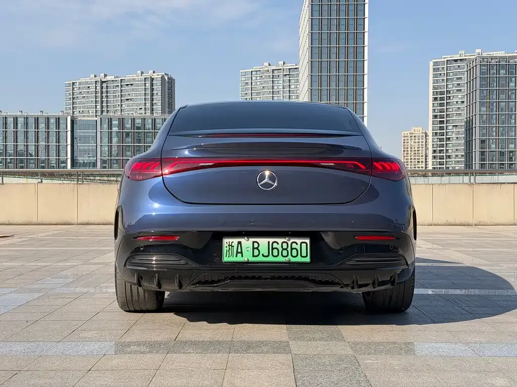 Mercedes-Benz EQE 2023 из CN, фото 8