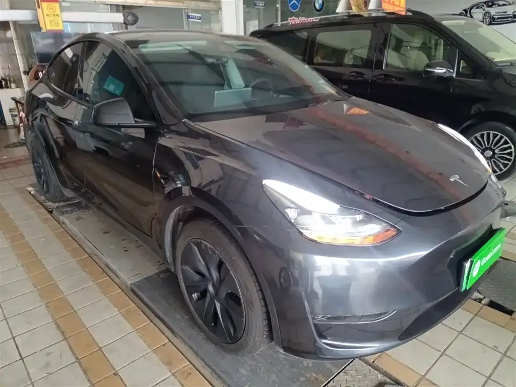 Tesla Model Y 2024 из CN, фото 7