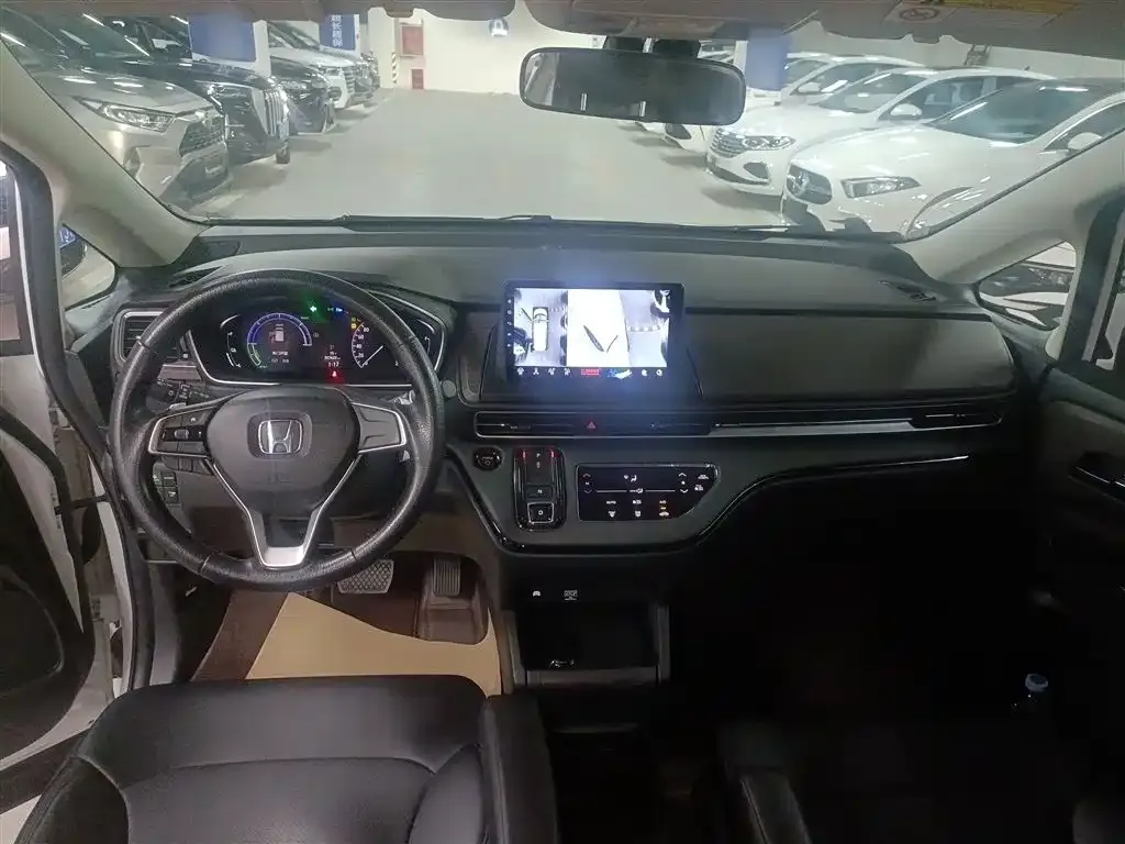 Honda Odyssey — фото 10