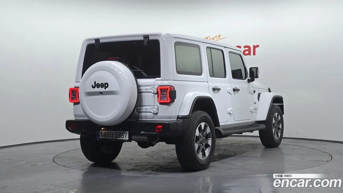 Jeep Wrangler 2022 из KR, фото 2