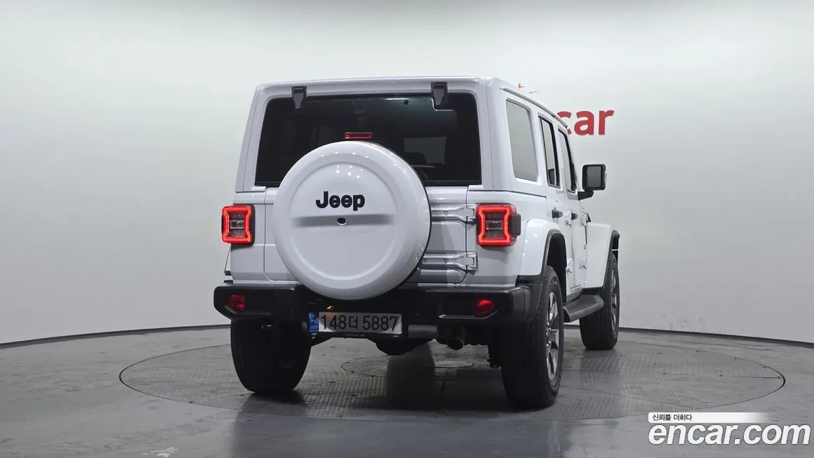 Jeep Wrangler 2022 из KR, фото 4