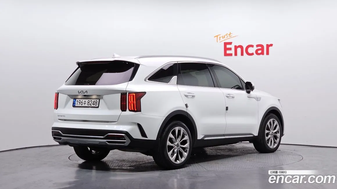 Kia Sorento — фото 3