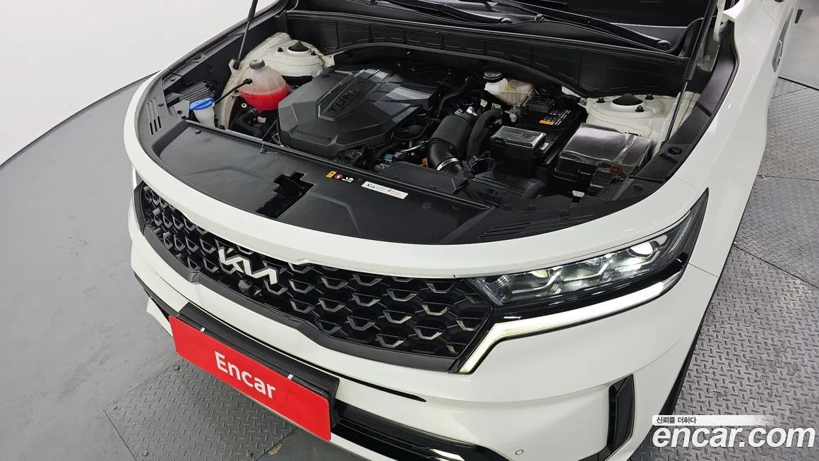 Kia Sorento — фото 10
