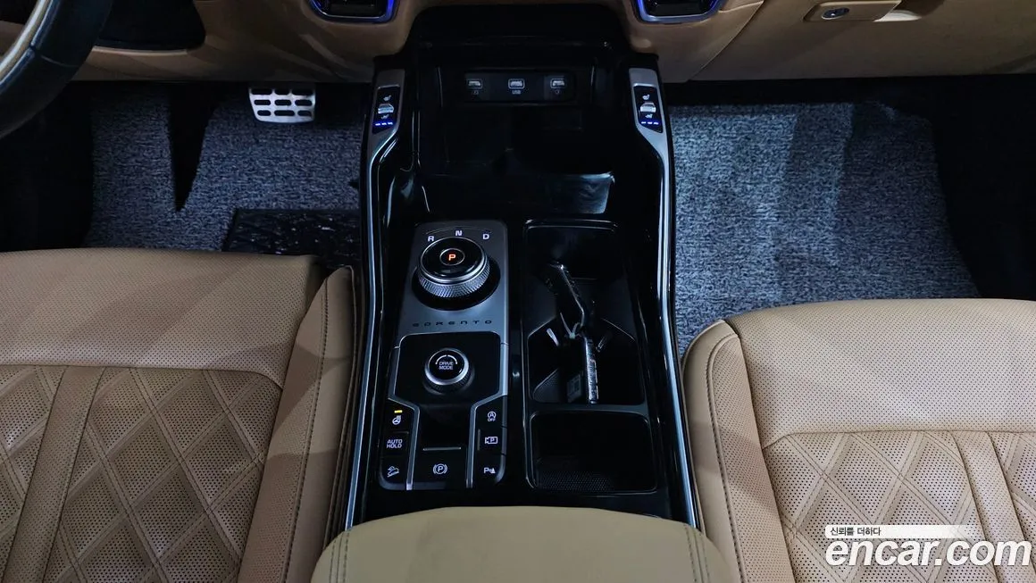 Kia Sorento — фото 5