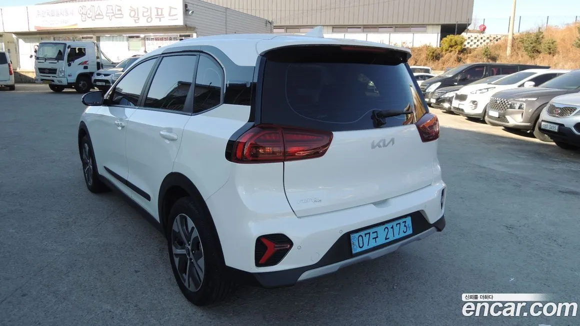 Kia Niro — фото 7