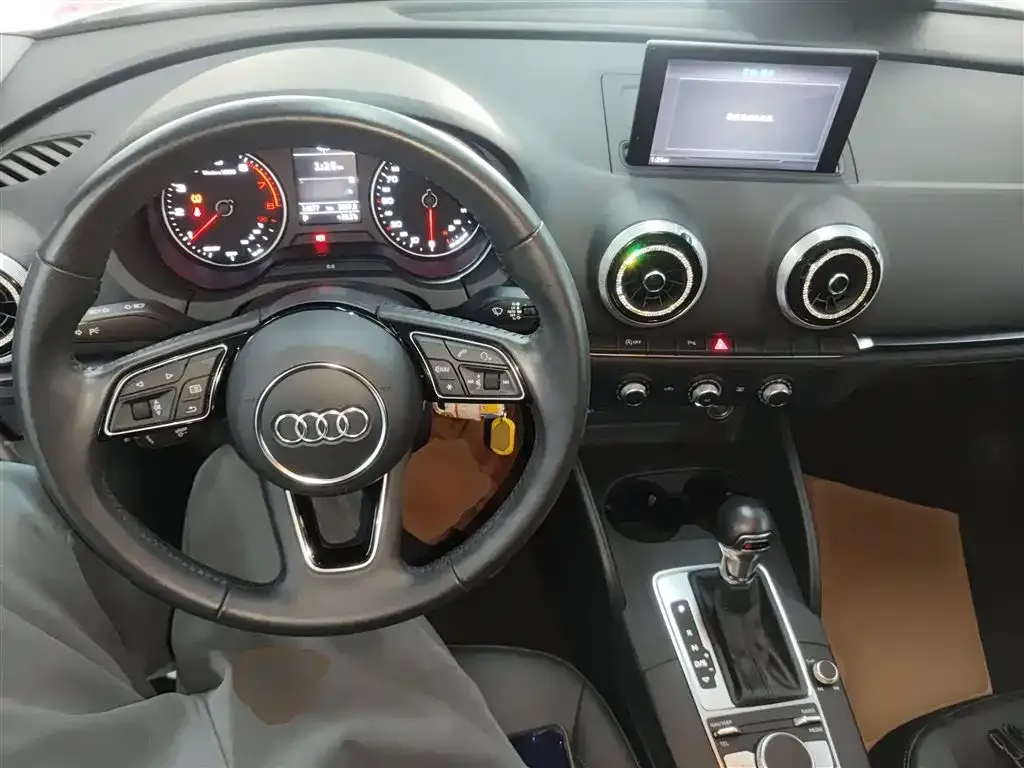 Audi A3 2021 из CN, фото 10
