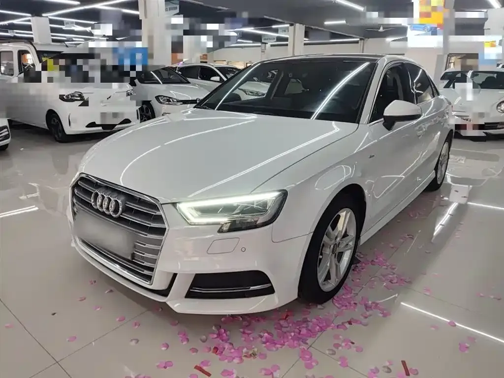 Audi A3 2021 из CN, фото 2