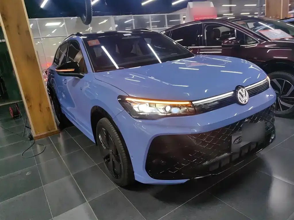 Volkswagen Tiguan L 2024 из CN, фото 3